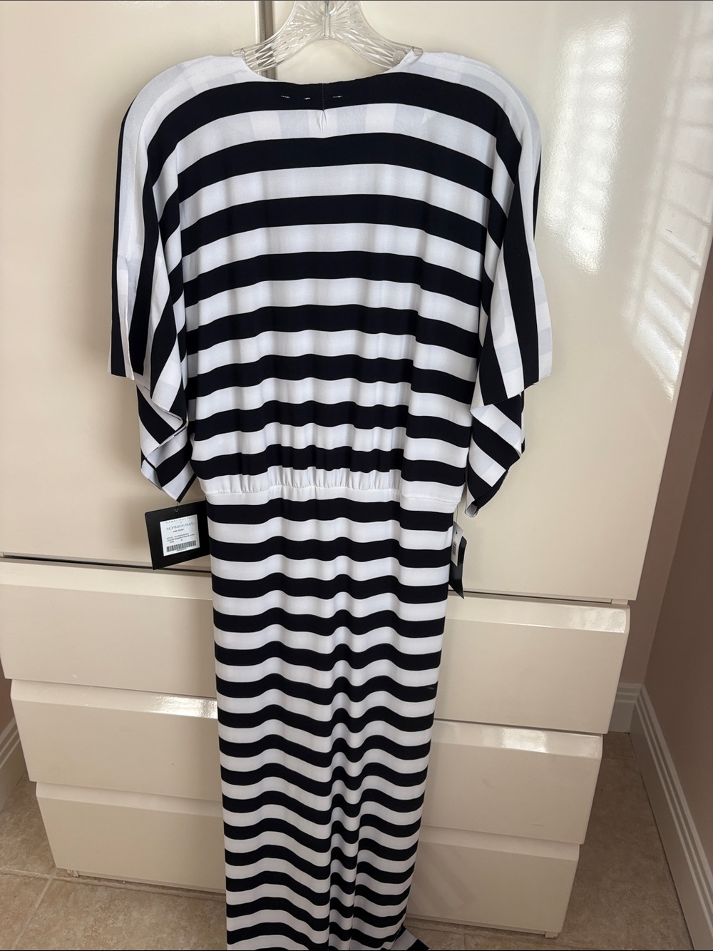 Norma Kamali Obie Gown - Picture 7 of 8